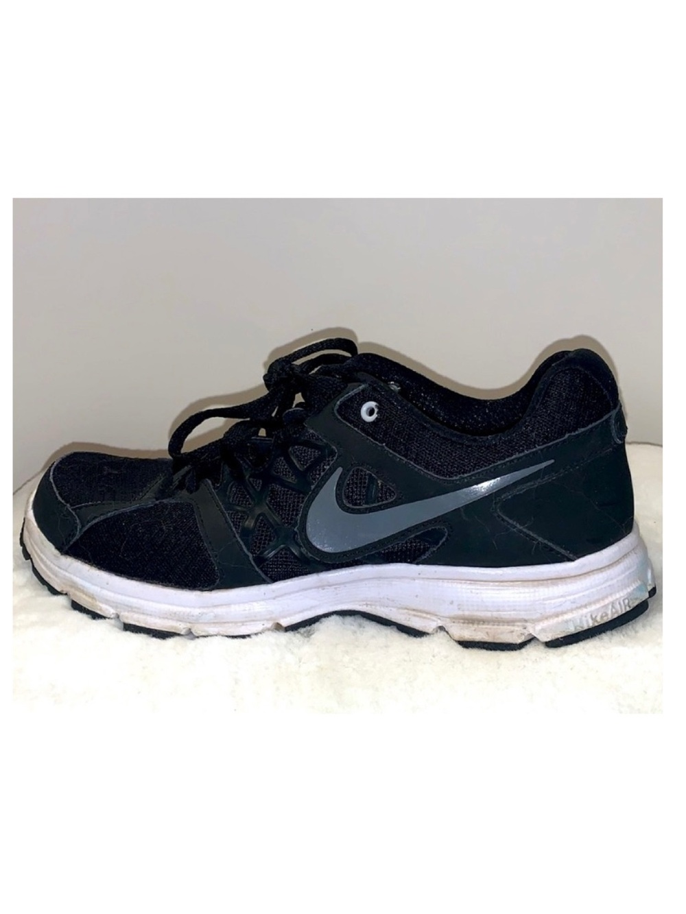 🦋🎯 Nike Black Relentless 2 Sneakers Running Shoes Athletic Shoes 8